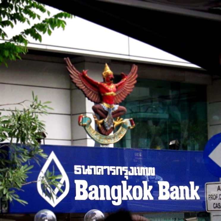 Jak wypłacić w Tajlandii gotówkę bez prowizji?