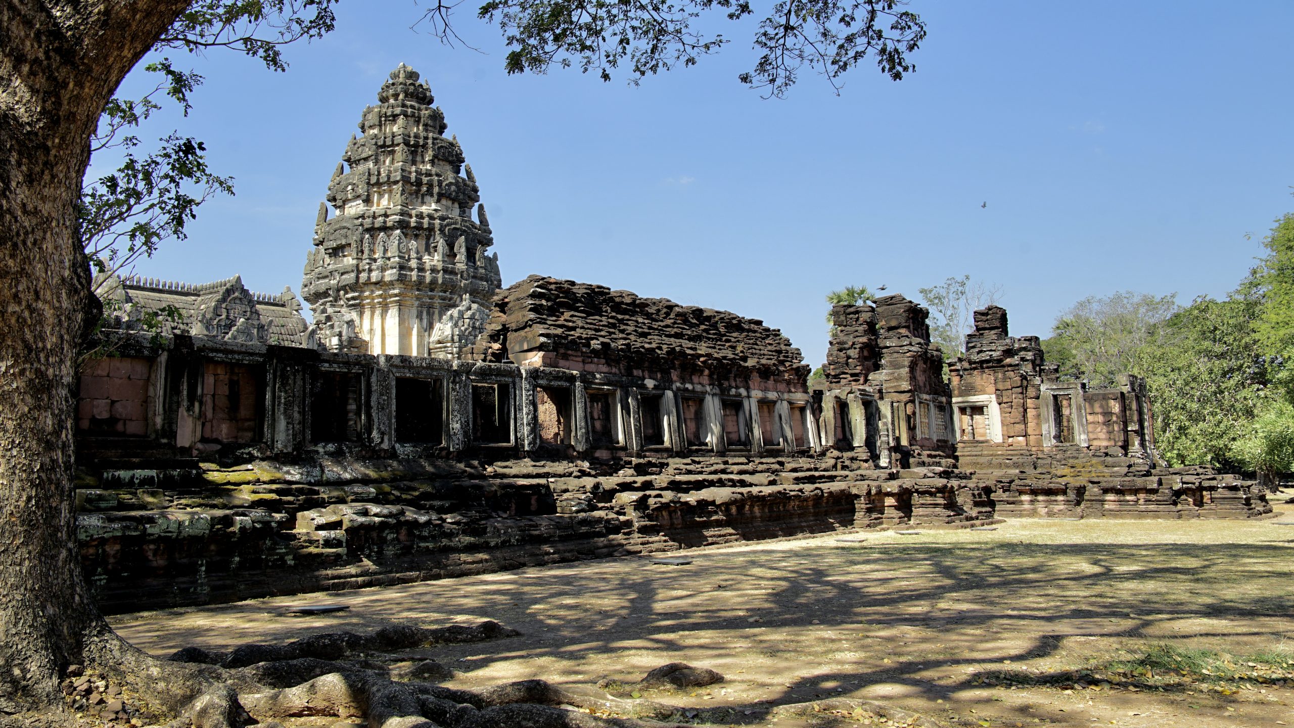 Park Historyczny Phimai i&nbsp;świątynia sprzed Angkor Wat